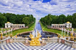 peterhof main fountain