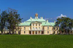 Oranienbaum Palace - 4 Suburban Palaces in St. Petersburg