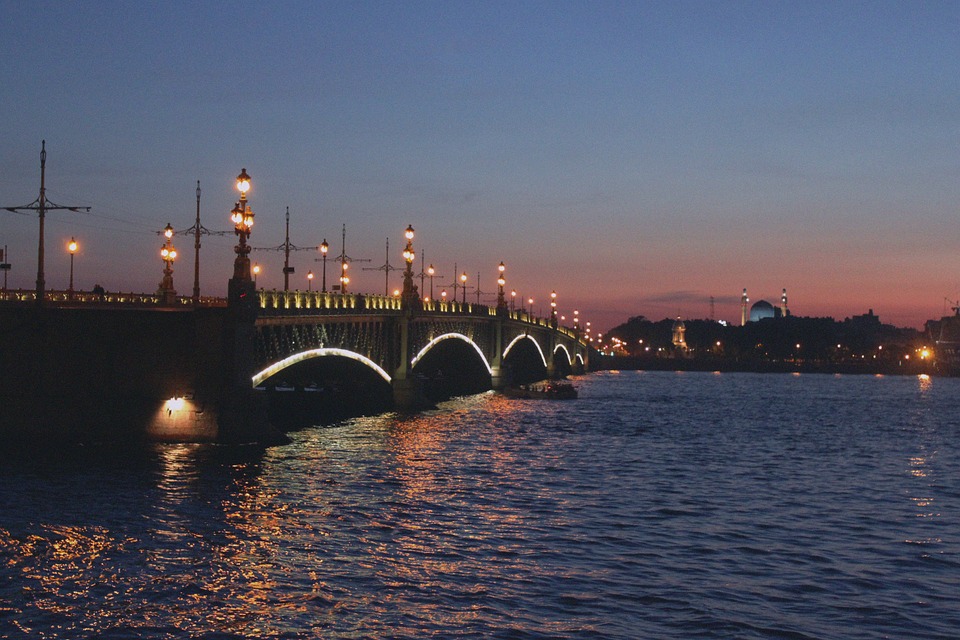 St. Petersburg’s Bridges: The City of Islands