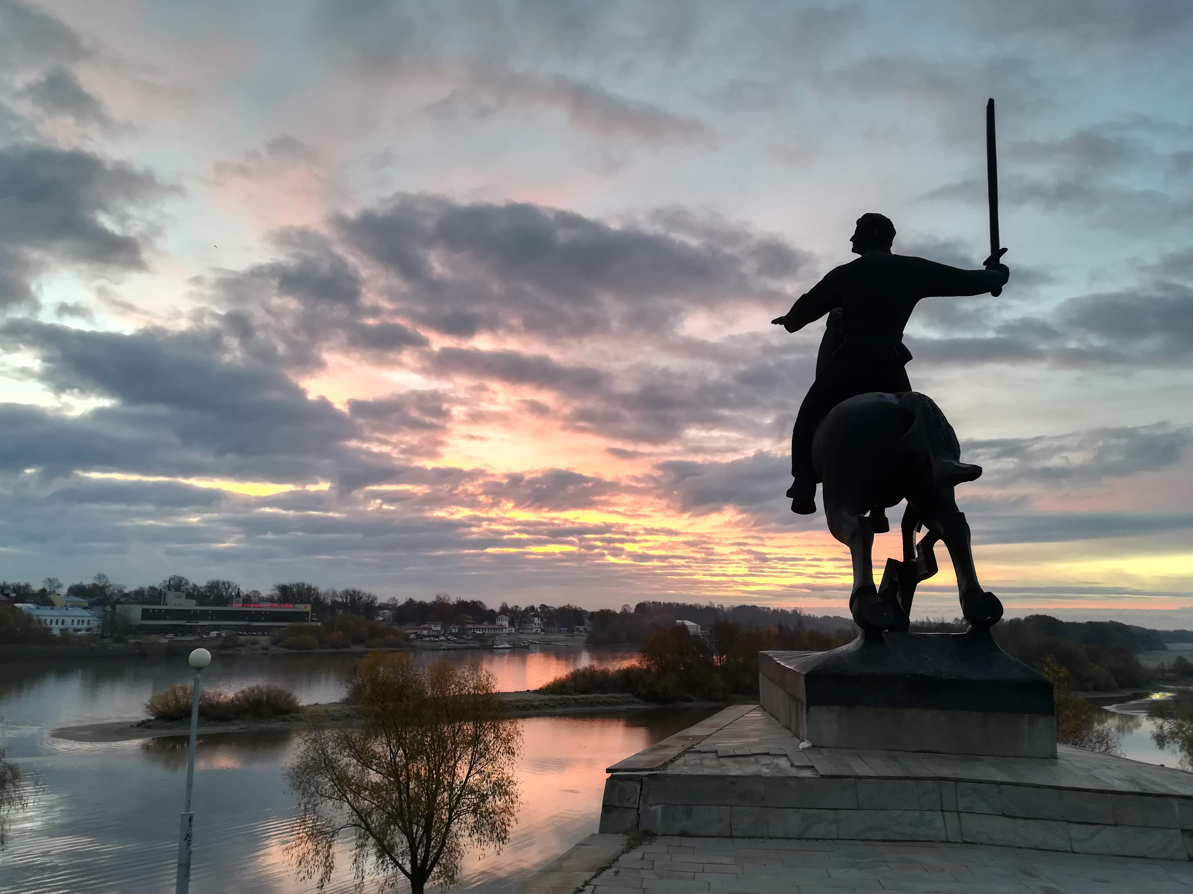 Novgorod: the first Russian city